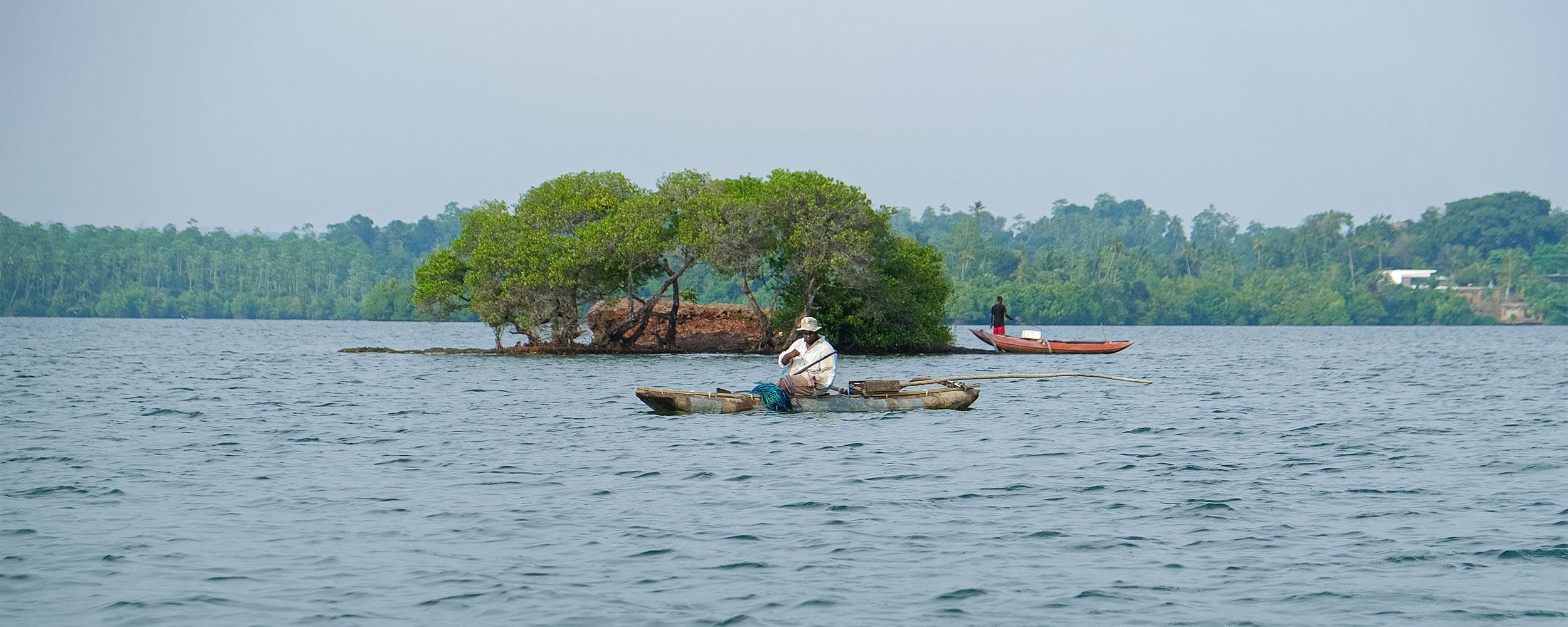 Island hopping on Koggala Lake